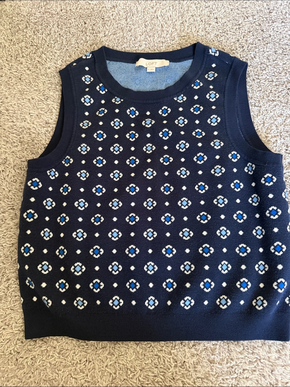 LOFT - sweater vest/shell - Picture 1 of 4